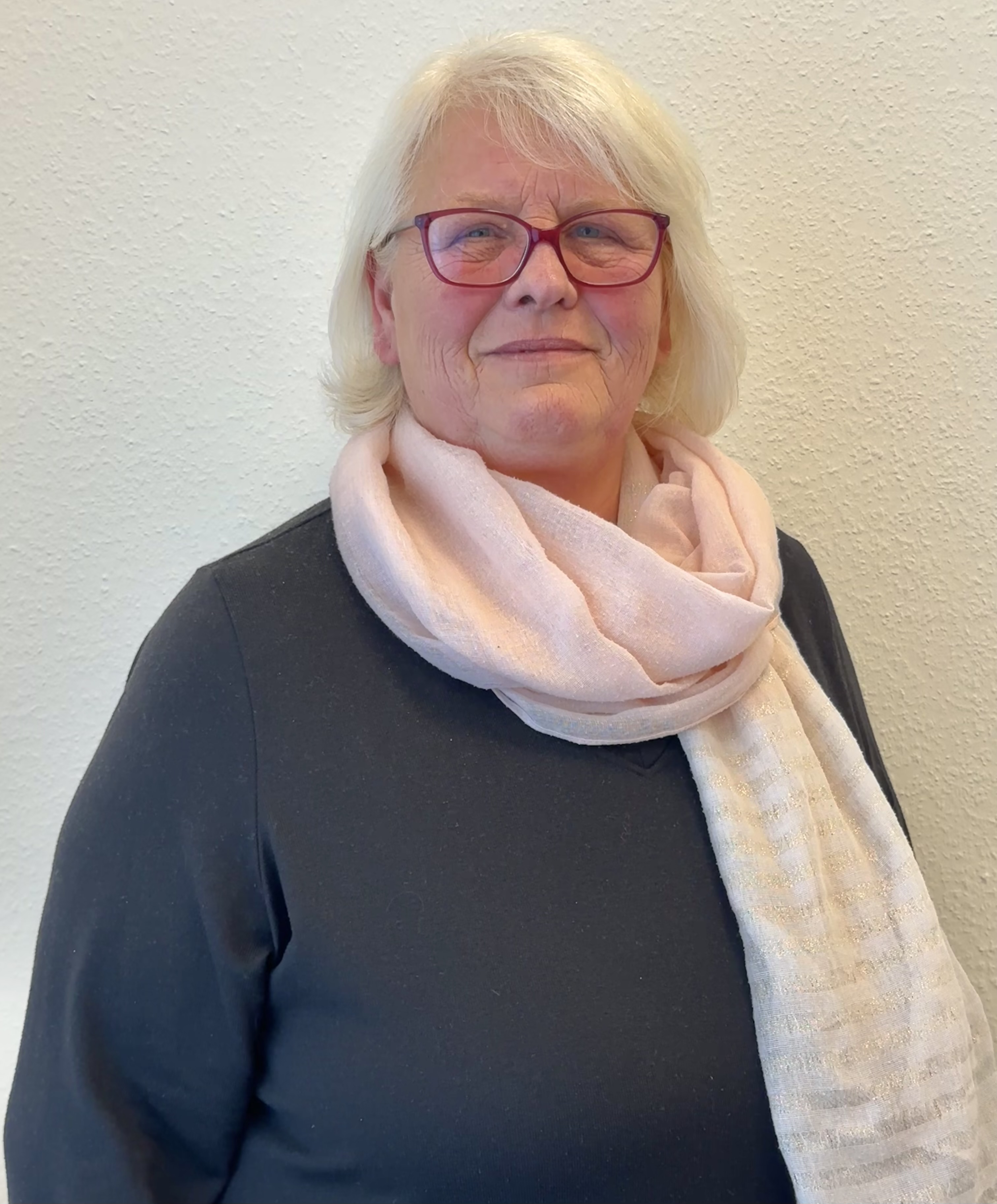 Manuela Knöfler.jpg Manuela Knöfler.jpg